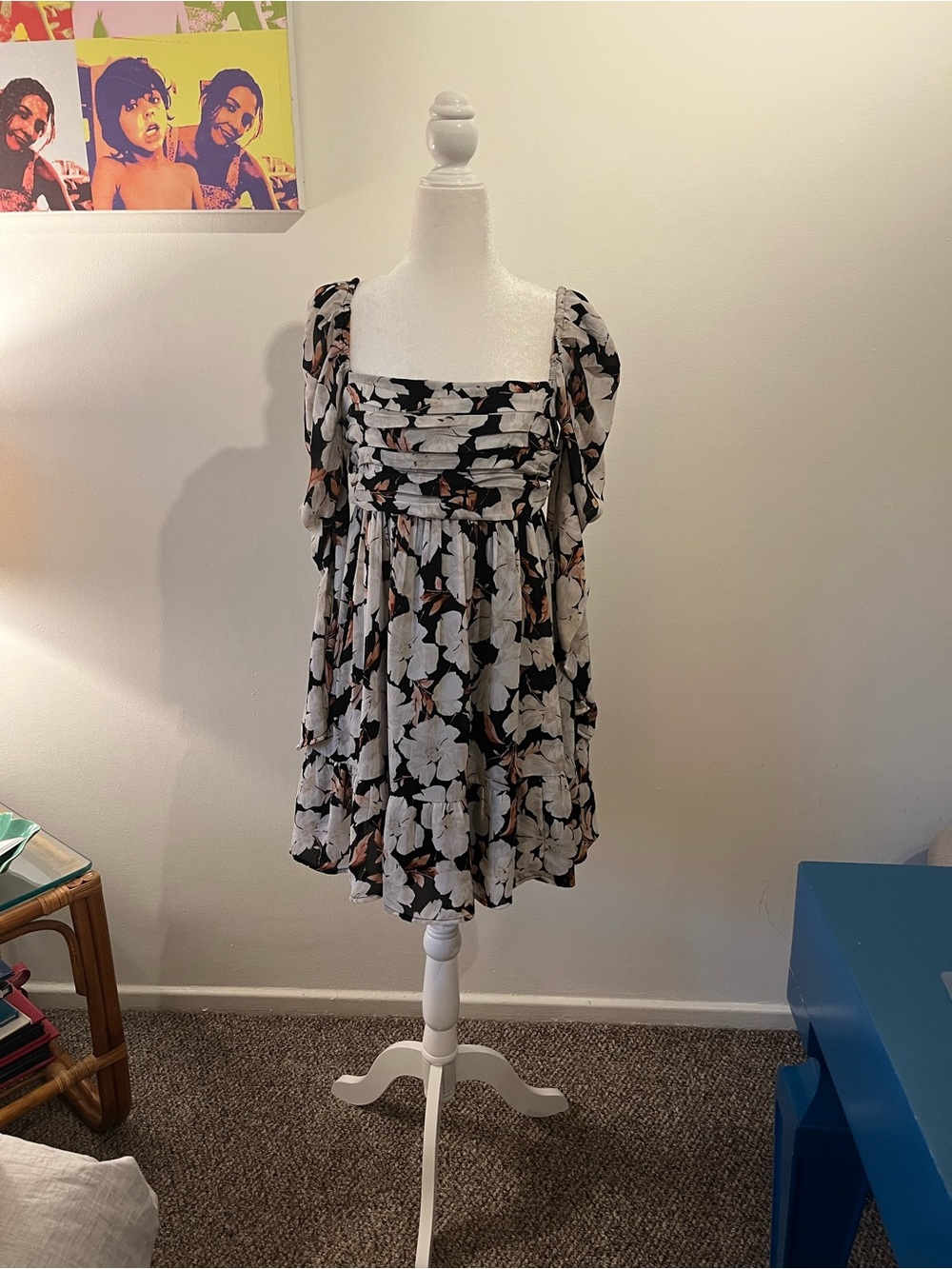 Abercrombie & Fitch Black and White Floral Puff-Sleeve Mini Dress